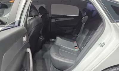 Hyundai Sonata 2018, 104808 км, за 10900000 KRW - фото 12