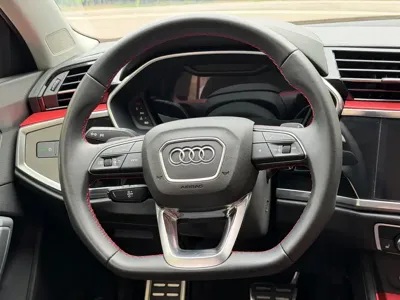 Audi Q3 2023, 25000 км, за 199800 CNY - фото 8