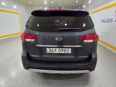 Kia Canival 2016, 199629 км, за 8500000 KRW - фото 6