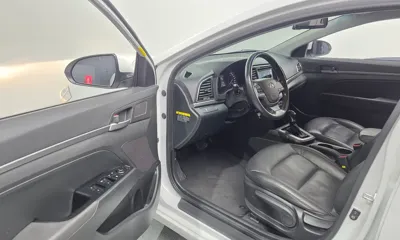 Hyundai Avante 2018, 133393 км, за 7800000 KRW - фото 10
