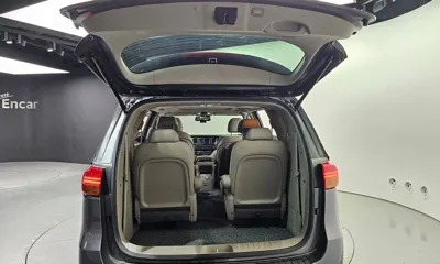 Kia Canival 2018, 97599 км, за 12100000 KRW - фото 20