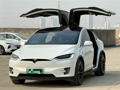 Tesla Model X 2019, 130000 км, за 188000 CNY - фото 1