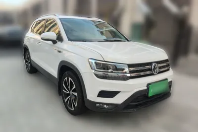 Volkswagen Tharu 2019, 29100 км, за 75471.05 CNY