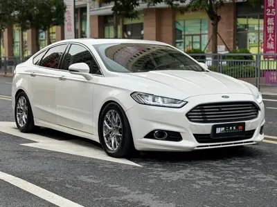 Ford Mondeo 2015, 70000 км, за 29800 CNY