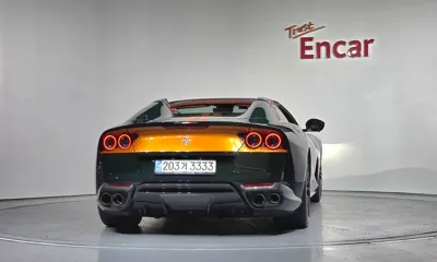 Ferrari 812 2022, 3987 км, за 770000000 KRW