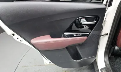 Kia Niro 2020, 97476 км, за 18200000 KRW - фото 25