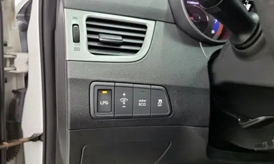 Hyundai Avante 2016, 116682 км, за 4990000 KRW - фото 18