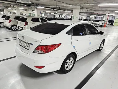 Hyundai Accent 2014, 111786 км, за 5300000 KRW - фото 8