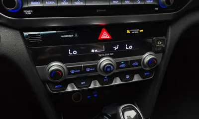 Hyundai Avante 2019, 65037 км, за 10500000 KRW - фото 18