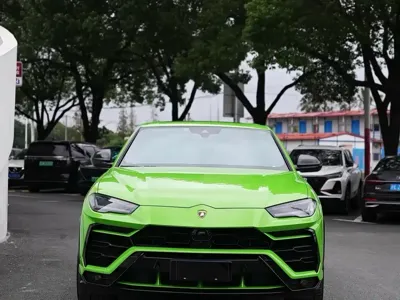 Lamborghini Urus 2021, 78000 км, за 1997700 CNY