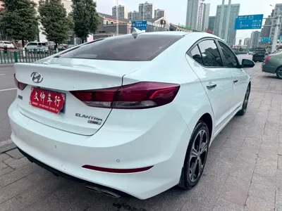 Hyundai Elantra 2019, 98000 км, за 43800 CNY - фото 4