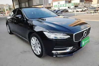Volvo S90 2020, 96800 км, за 130119.93 CNY