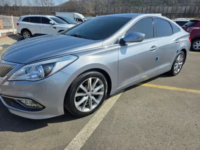 Hyundai Grandeur 2015, 196281 км, за 5990000 KRW