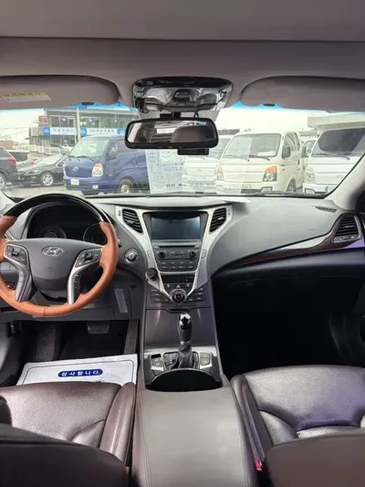 Hyundai Grandeur 2014, 140490 км, за 6990000 KRW - фото 4