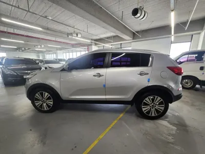 Kia Sportage 2015, 125280 км, за 8200000 KRW - фото 8