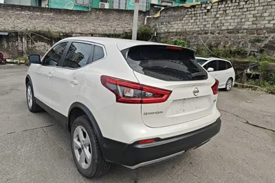 Nissan Qashqai 2023, 27799 км, за 82859.08 CNY