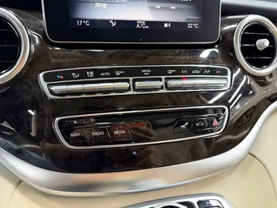 Mercedes-Benz V-Class 2019, 210000 км, за 131700 CNY - фото 17