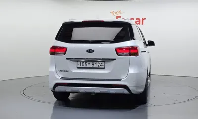Kia Canival 2015, 167356 км, за 9800000 KRW - фото 4