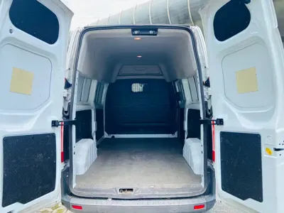 Ford Transit 2022, 20000 км, за 69800 CNY - фото 8