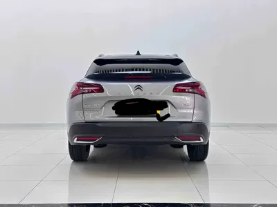 Citroen C5 X 2024, 9400 км, за 109900 CNY