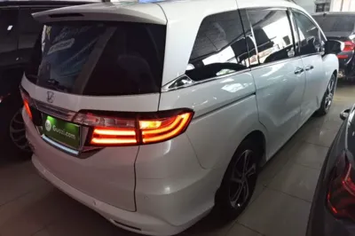 Honda Odyssey 2017, 48300 км, за 123512.3 CNY - фото 6