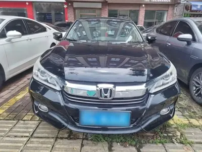 Honda Accord 2017, 141400 км, за 64100 CNY