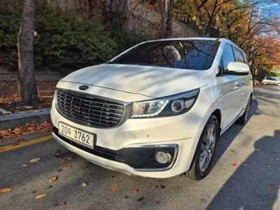 Kia Canival 2018, 123200 км, за 12990000 KRW
