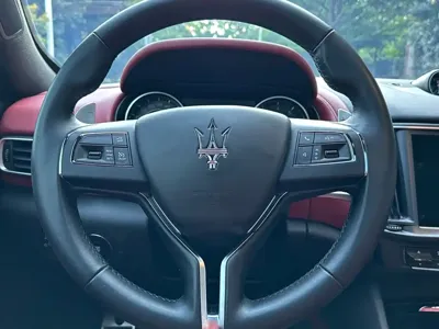 Maserati Levante 2021, 100800 км, за 275100 CNY - фото 10