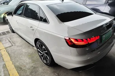 Audi A4L 2023, 53400 км, за 169412.19 CNY