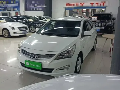 Hyundai Verna 2015, 75500 км, за 14400 CNY - фото 1