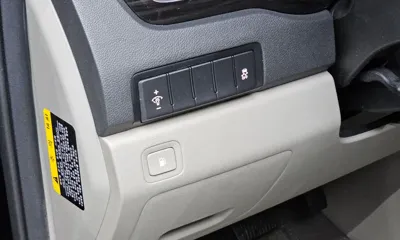 Kia Canival 2019, 155835 км, за 12700000 KRW - фото 14