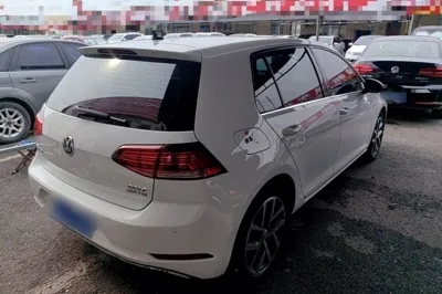 Volkswagen Golf 2020, 52400 км, за 75098.88 CNY - фото 6