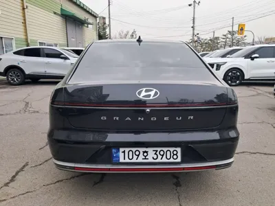 Hyundai Grandeur 2023, 27290 км, за 42000000 KRW