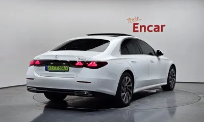 Mercedes-Benz E-Class 2024, 9757 км, за 69320000 KRW - фото 2