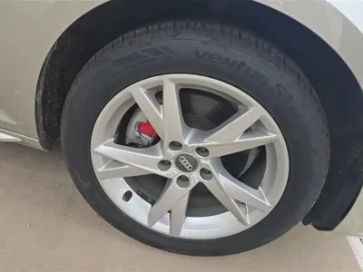 Audi A4L 2018, 97800 км, за 90800 CNY - фото 6