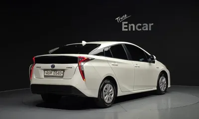 Toyota Prius 2017, 144623 км, за 13000000 KRW