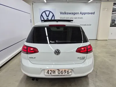 Volkswagen Golf 2016, 31515 км, за 17800000 KRW