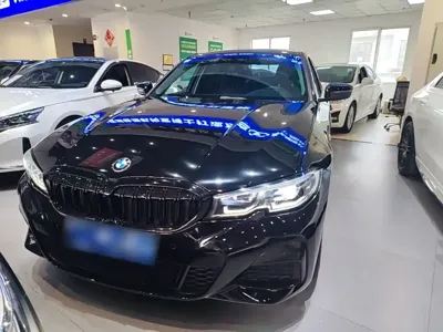 BMW 3 Series 2020, 70700 км, за 122100 CNY - фото 3