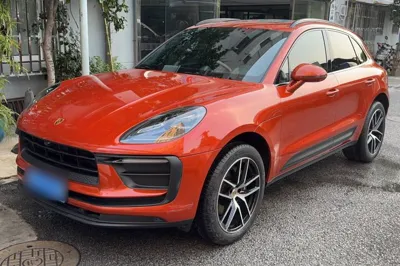 Porsche Macan · 2022 год