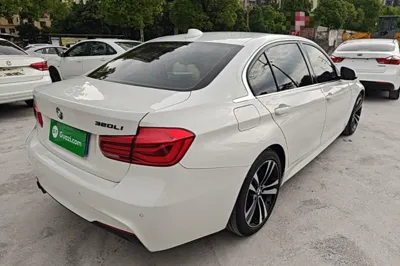 BMW 3 Series 2019, 104300 км, за 111065.22 CNY - фото 6