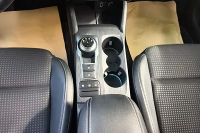Ford Focus 2019, 77800 км, за 51059.55 CNY - фото 17