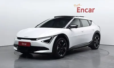 Kia EV6 · 2025 год