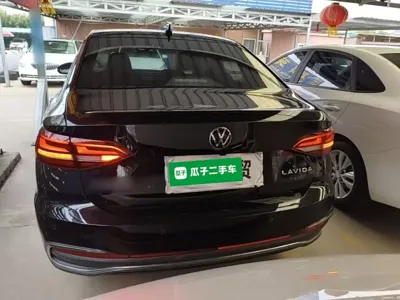 Volkswagen Lavida 2023, 60500 км, за 61000 CNY - фото 6