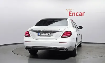 Mercedes-Benz E-Class 2018, 100858 км, за 24200000 KRW - фото 4