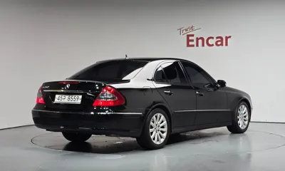 Mercedes-Benz E-Class 2009, 50088 км, за 11500000 KRW