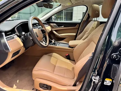 Jaguar XFL 2025, 4000 км, за 209800 CNY - фото 9