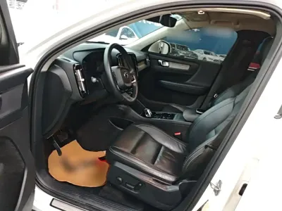 Volvo XC40 2021, 84100 км, за 92700 CNY - фото 11