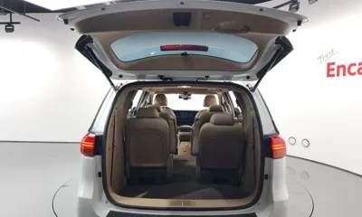 Kia Canival 2018, 92984 км, за 15900000 KRW - фото 20