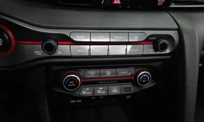 Hyundai Veloster 2019, 122625 км, за 8900000 KRW - фото 16
