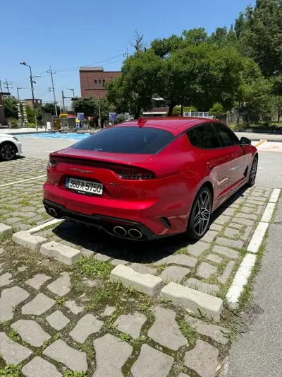 Kia Stinger 2021, 133400 км, за 23000000 KRW